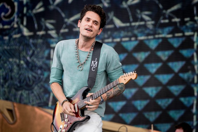 Who Is John Mayer Dating?
