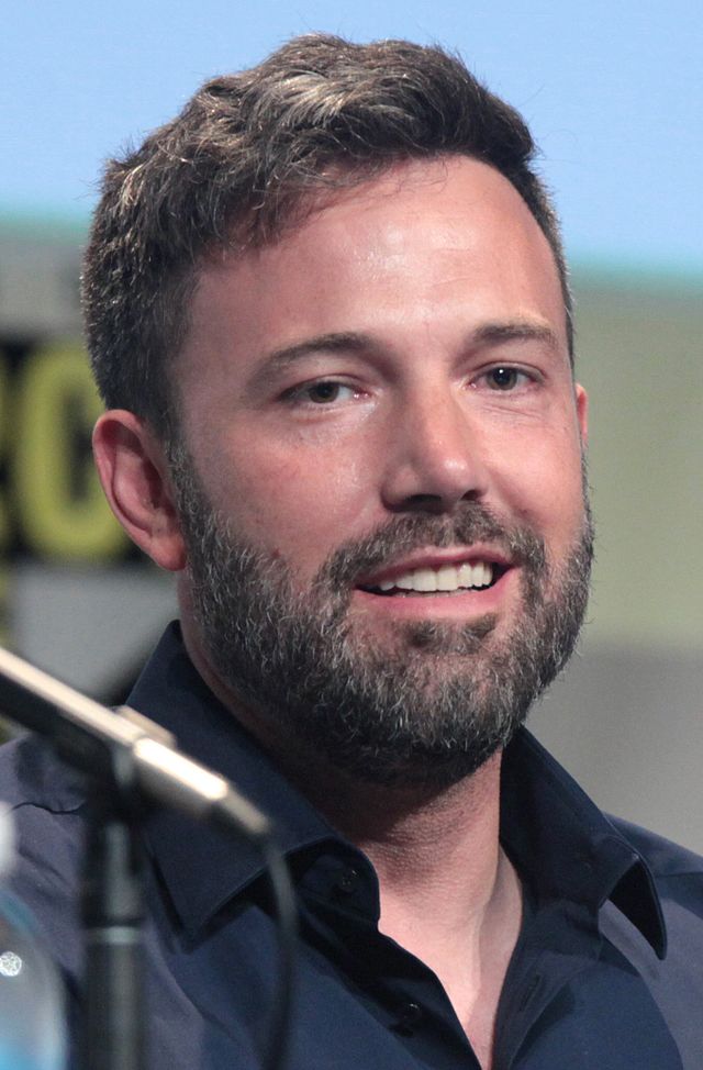 Who is Ben Affleck dating?
